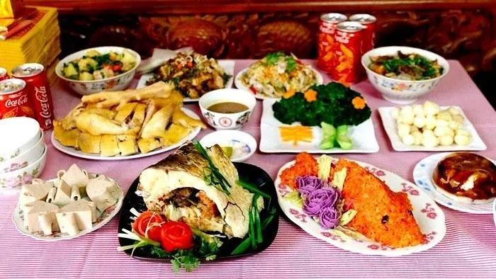 Cúng nhập trạch trước khi chuyển đồ vào nhà mới