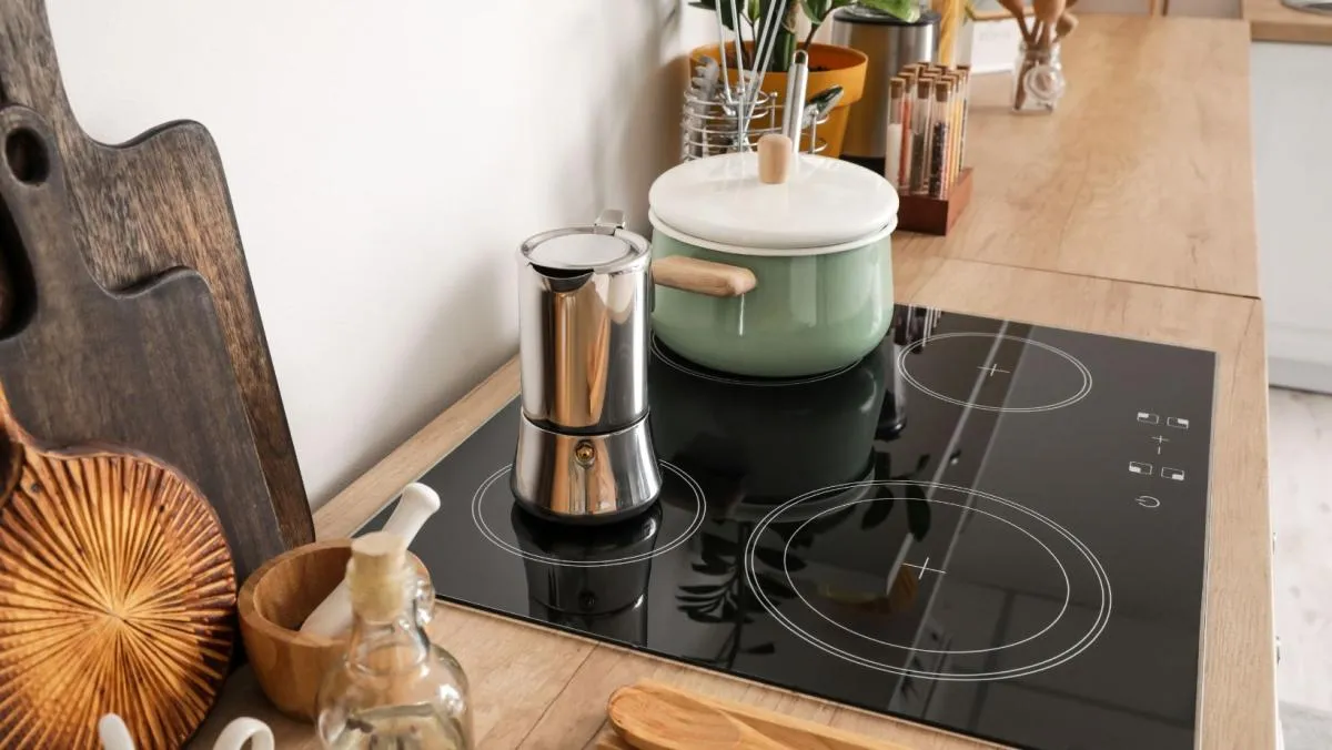 Về nhà mới cần mua gì? - Mua đồ dùng nhà bếp