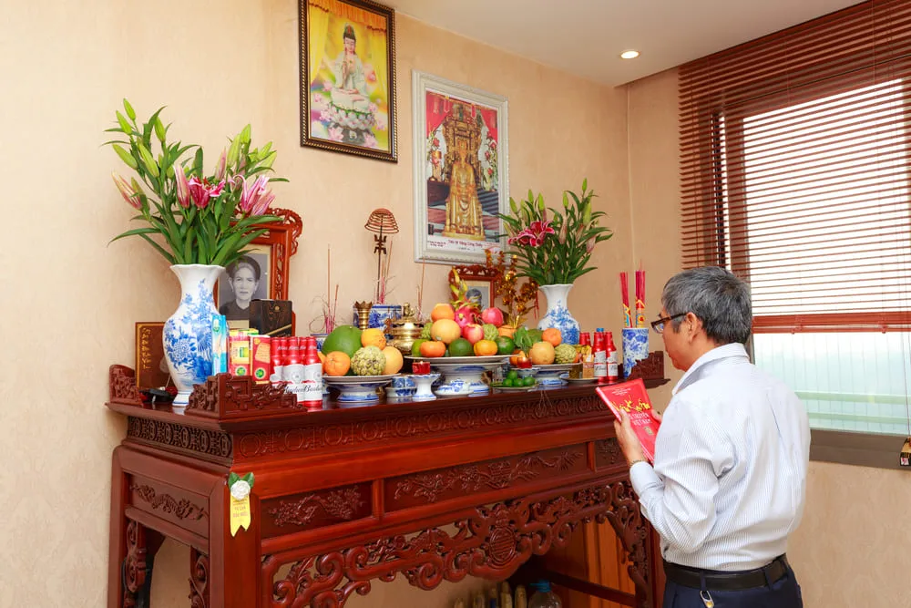 Lập bàn thờ trước khi nhập trạch có nên không?