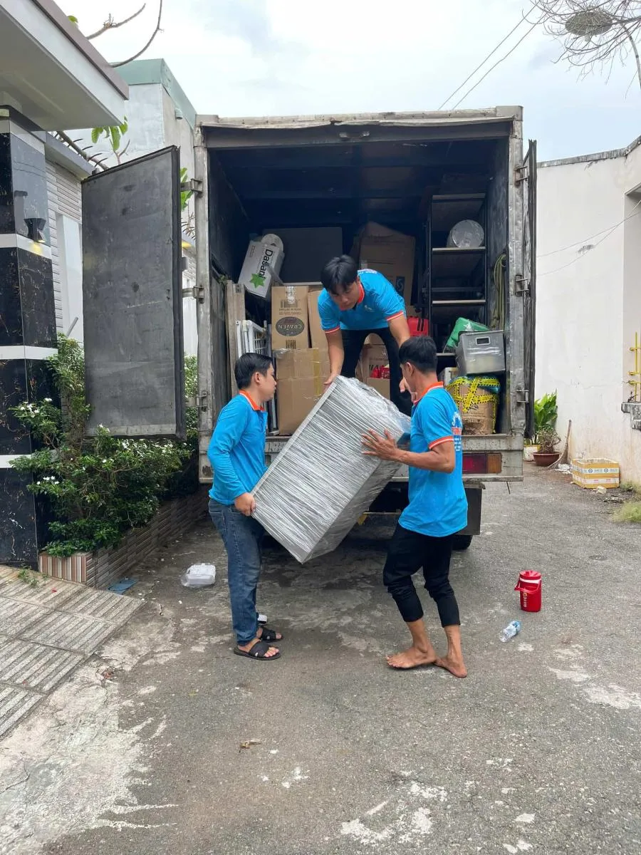 Toàn bộ các công đoạn chuyển nhà đều do bên vận chuyển thực hiện
