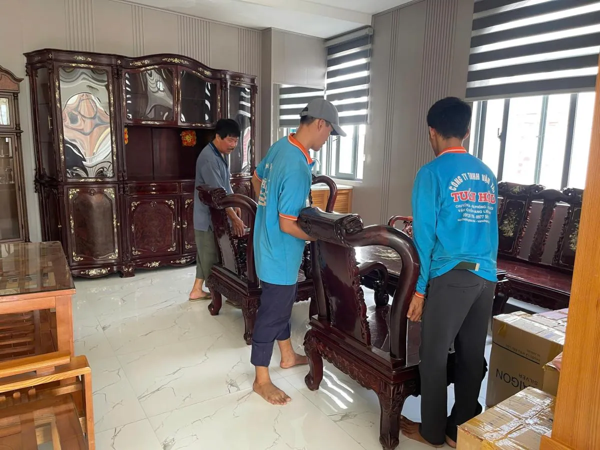 Bảng giá dịch vụ chuyển nhà và những khoản chi phí bạn có thể tiết kiệm