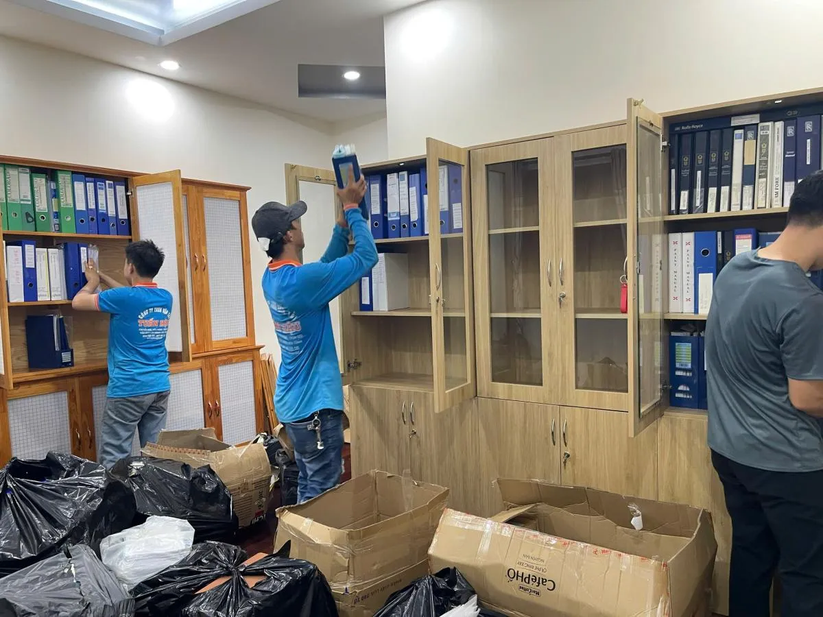 Dịch vụ chuyển văn phòng trọn gói của Tuấn Hậu